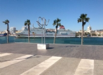 Exposición de esculturas de gran formato en Paseo de la Farola, Málaga. ESPAÑA