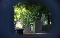 EL CORREO NEWSPAPER Aitor Urdangarín lleva su escultura a Madrid